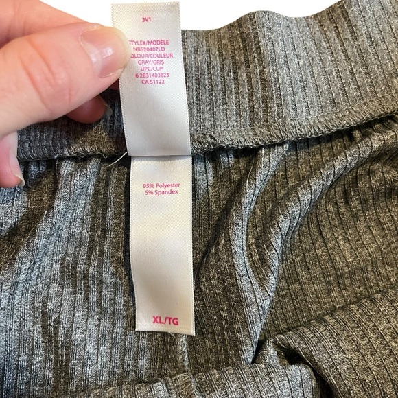 No Bo No Boundaries Women's Gray Shorts size XL extra large casual loungewear - Picture 2 of 7